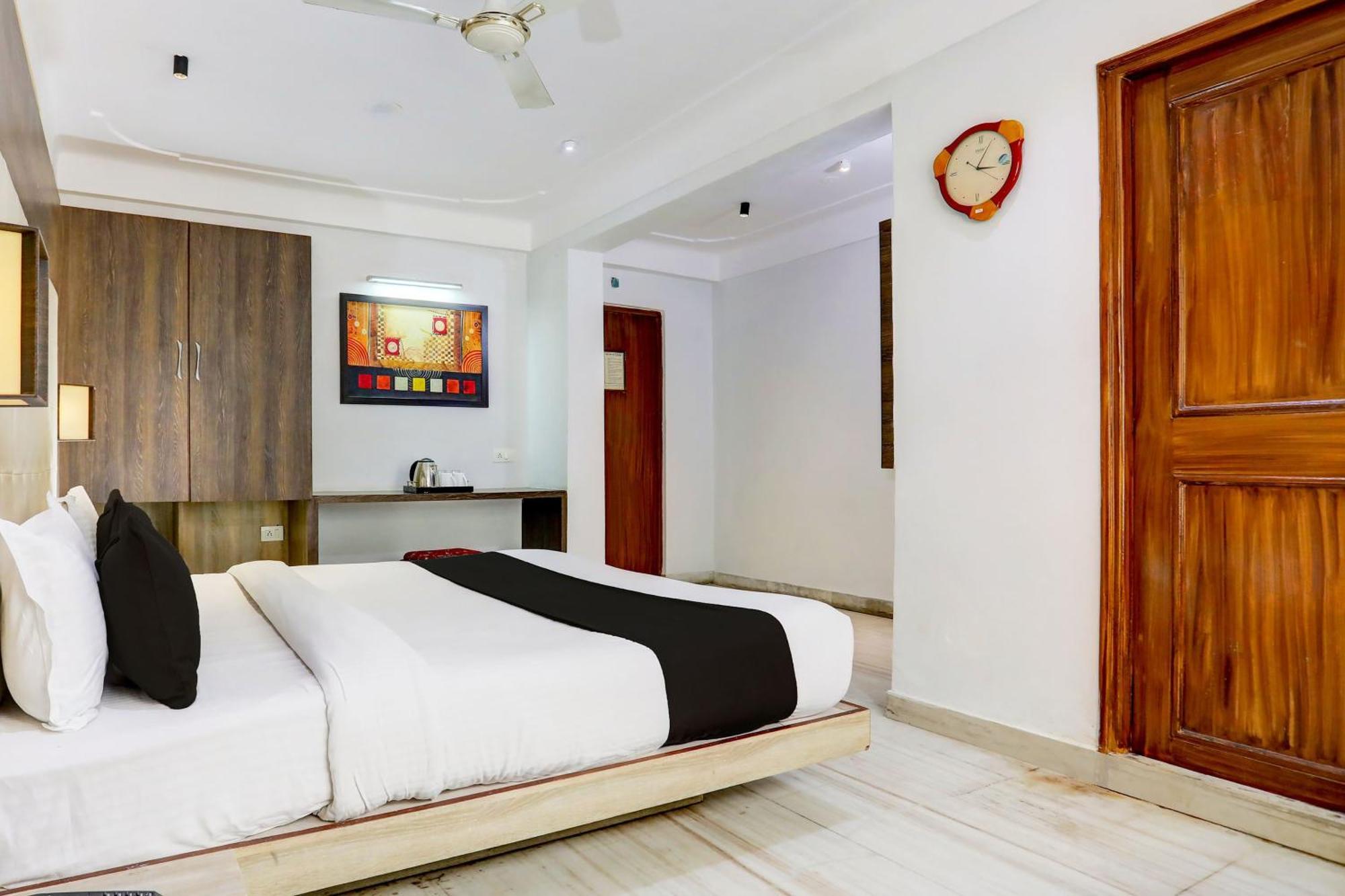 Super Collection O Lake Palace Road Udaipur Exterior photo
